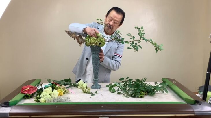 「空間を生かしたデザイン」花のワールドカップチャンピオン村松文彦のフラワーレッスン